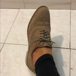 Cole Haan tan wingtips